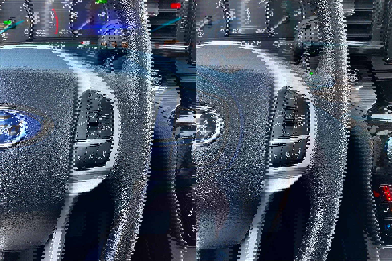 Used 2021 Ford Explorer Limited w/ Hybrid Equipment Group 310A image 23