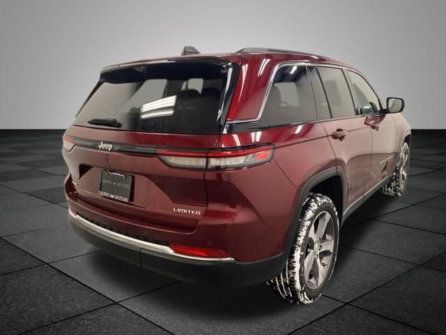 Used 2023 Jeep Grand Cherokee Limited w/ Luxury Tech Group II image 7