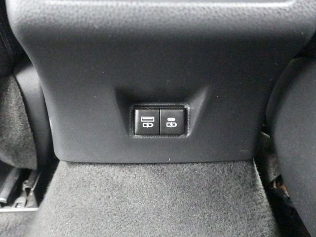 Used 2025 Toyota Camry LE image 20