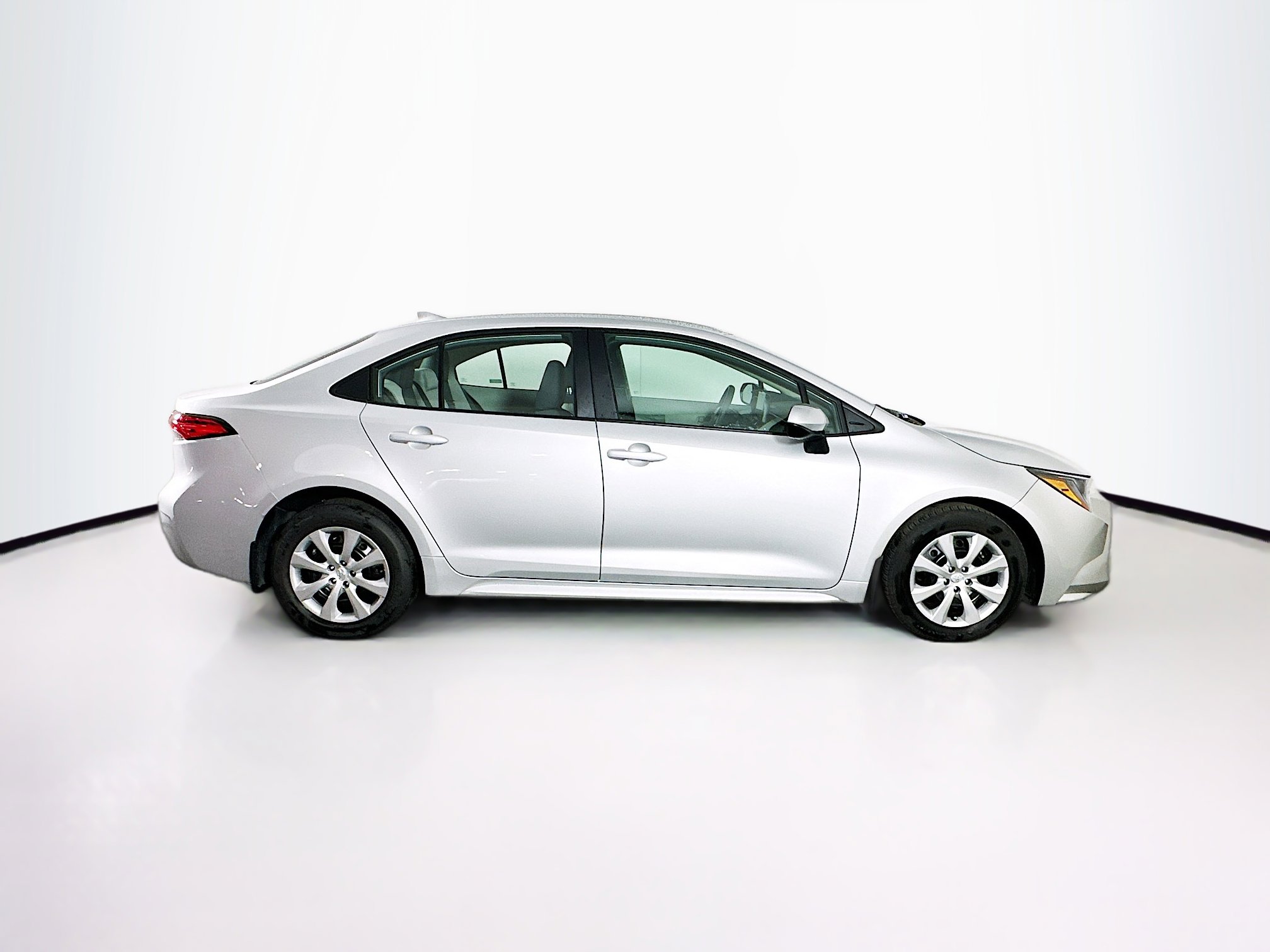 Used 2026 Toyota Corolla LE image 10