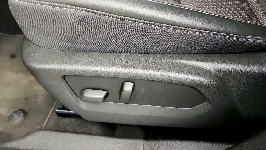 Used 2022 Buick Envision Preferred FWD image 11
