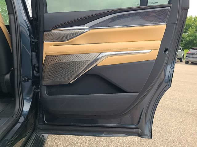 Used 2026 Cadillac Escalade IQ Sport 2 AWD/4WD image 29