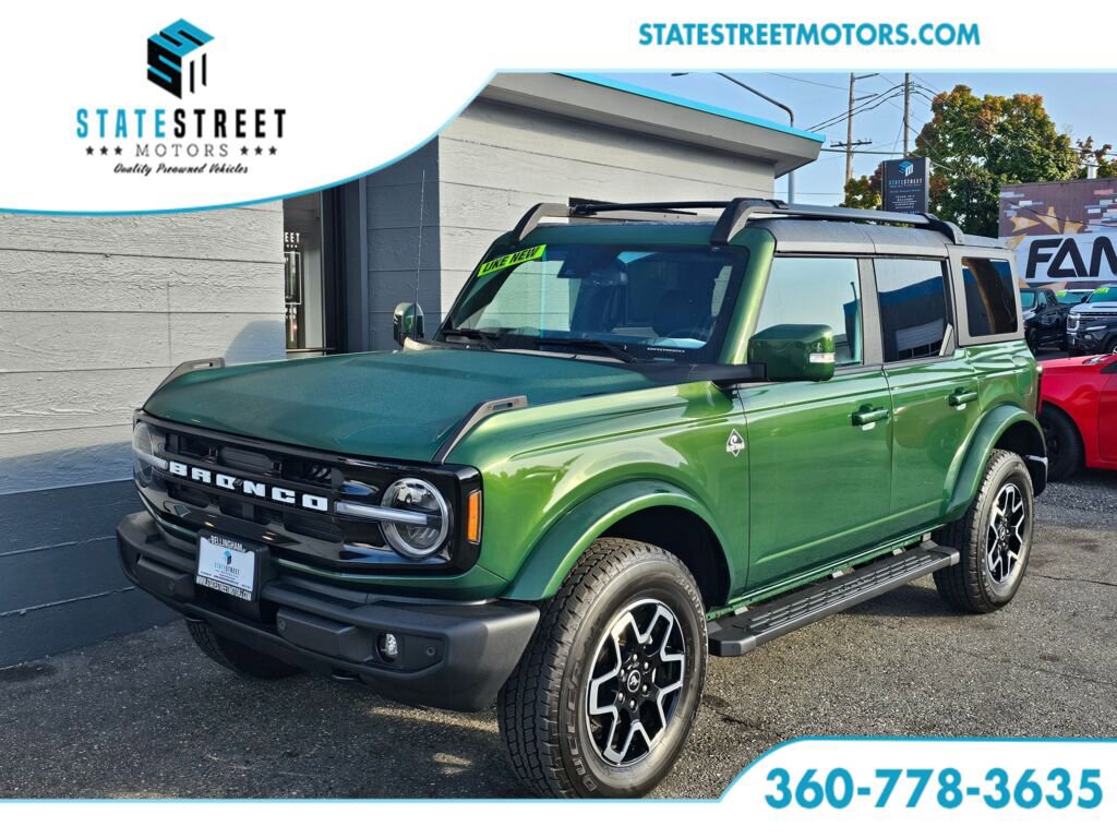 Used 2024 Ford Bronco Outer Banks image 1