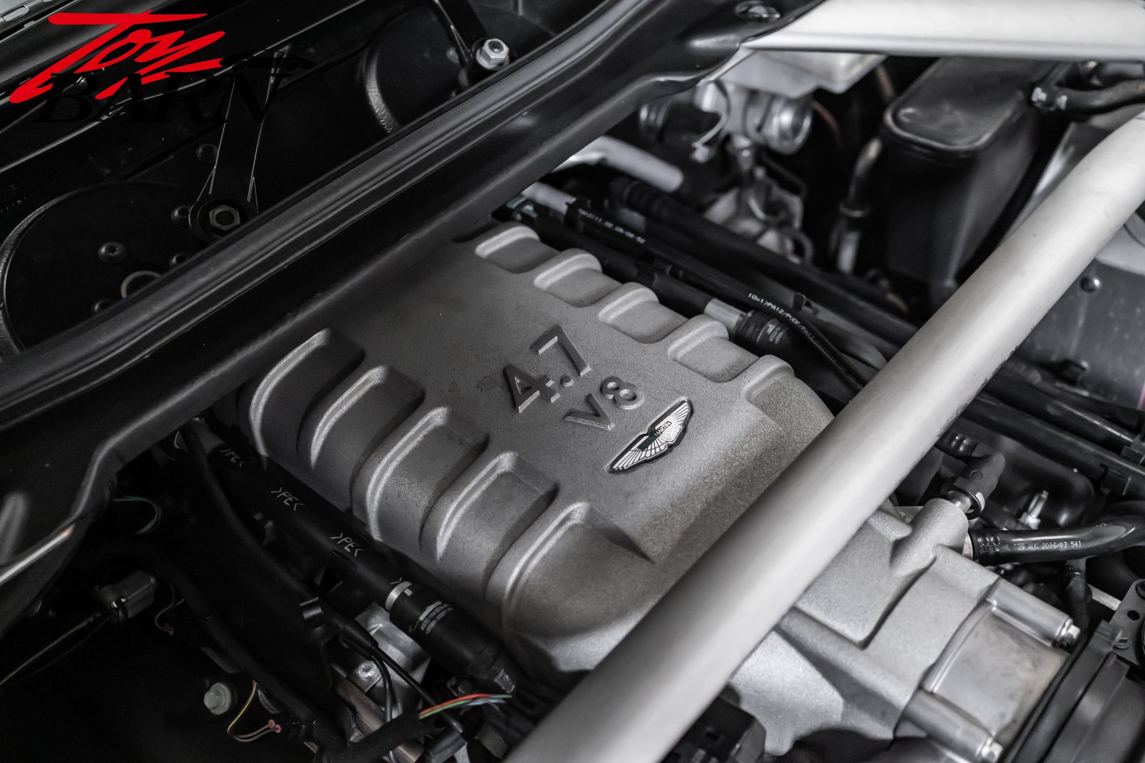 Used 2009 Aston Martin V8 Vantage Roadster RWD image 50