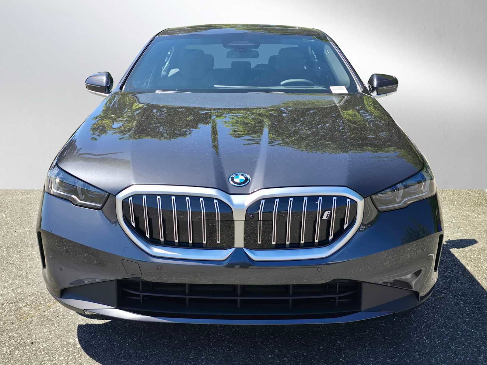 Used 2026 BMW i5 eDrive40 AWD/4WD image 8