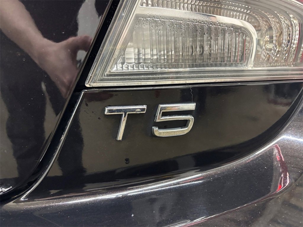 Used 2013 Volvo C70 T5 image 28