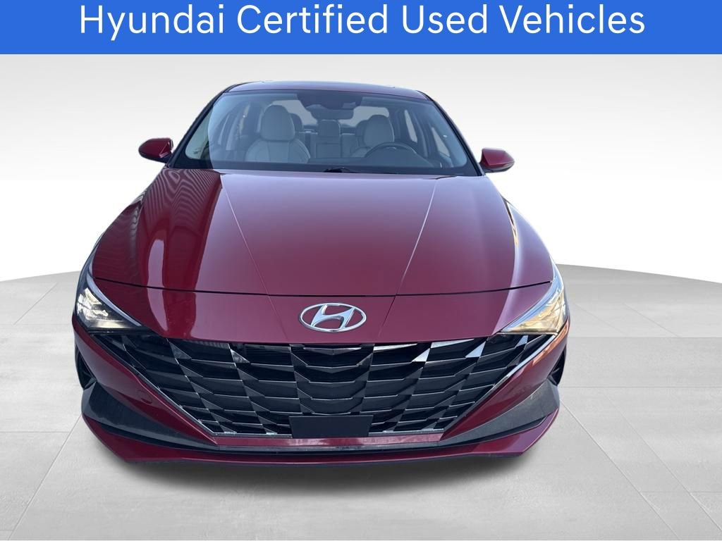 Certified 2023 Hyundai Elantra Limited w/ Preferred Accessory Package image 2
