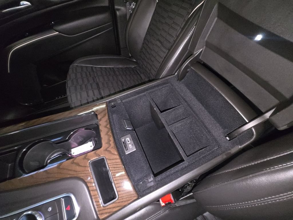 Certified 2023 Cadillac Escalade Premium Luxury Platinum w/ Heavy-Duty Trailer Package AWD/4WD image 27