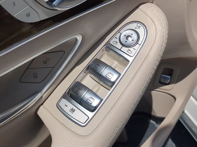 Used 2019 Mercedes-Benz C 300 Sedan image 21