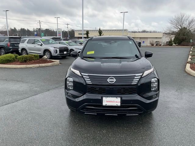 New 2026 Nissan Rogue Platinum AWD/4WD image 2