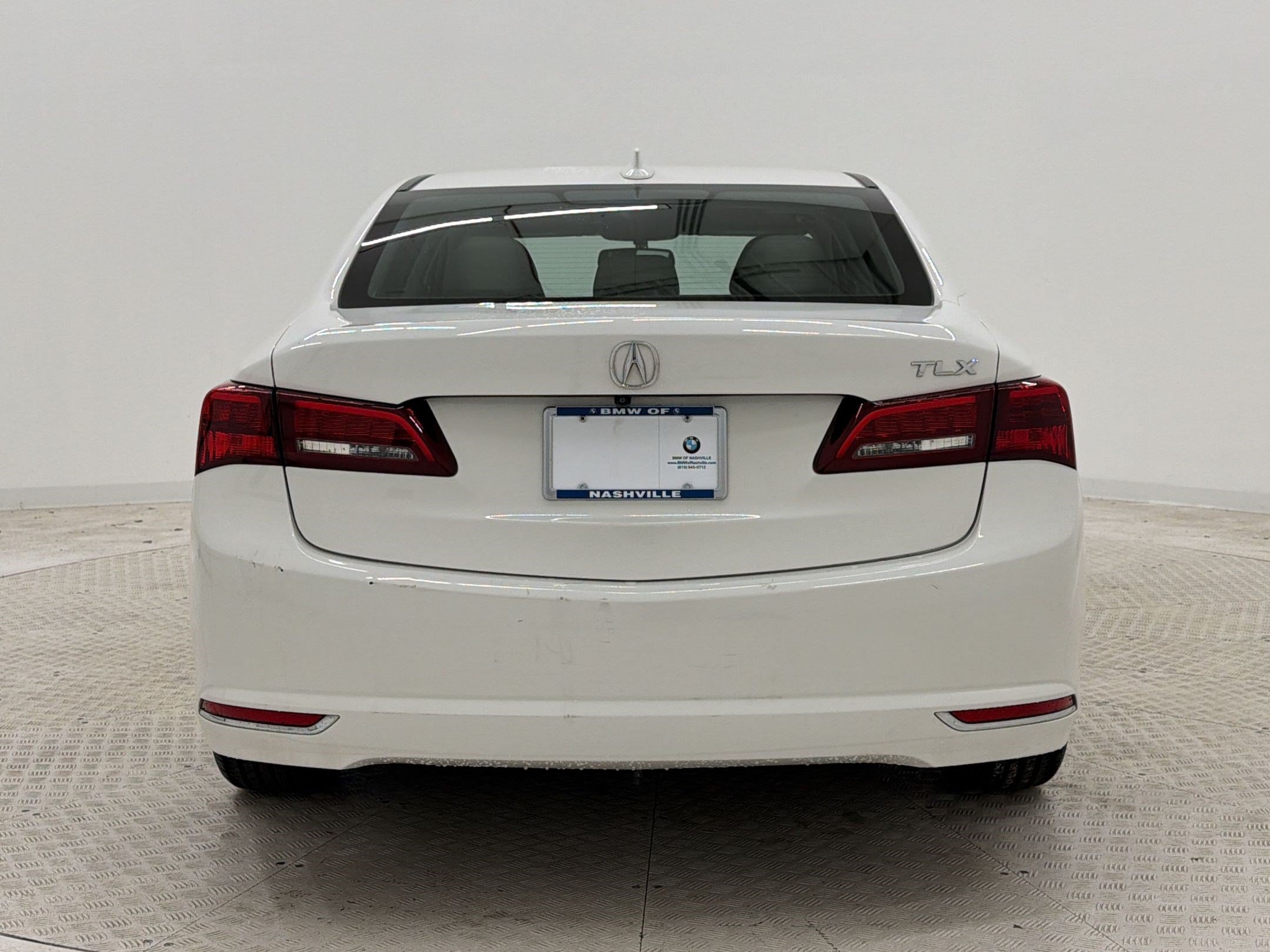 Used 2017 Acura TLX FWD image 10