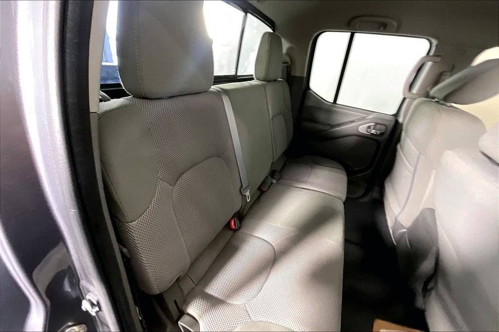 Used 2019 Nissan Frontier SV AWD/4WD image 31
