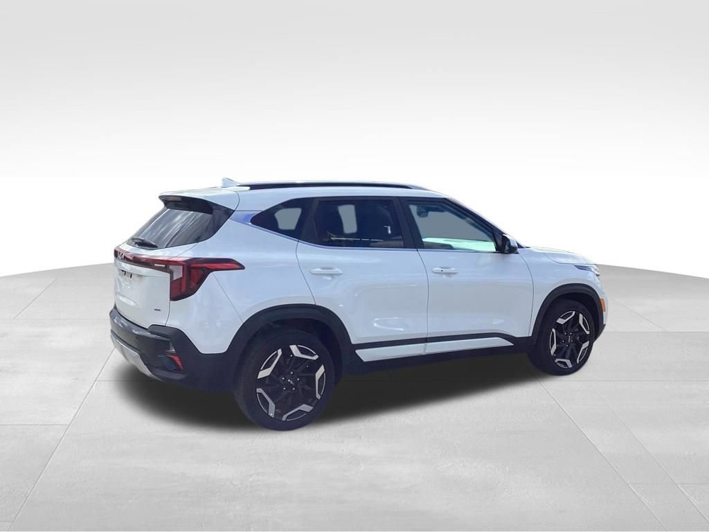 Used 2024 Kia Seltos SX AWD/4WD image 6