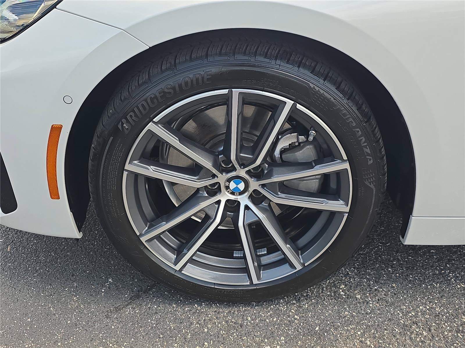 Used 2025 BMW 230i Coupe RWD image 7