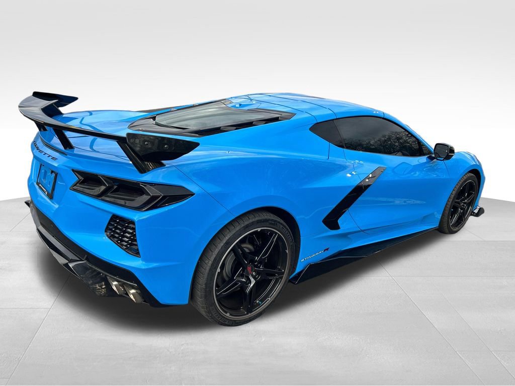 Used 2022 Chevrolet Corvette Stingray Premium Cpe w/ Z51 Performance Package RWD image 5