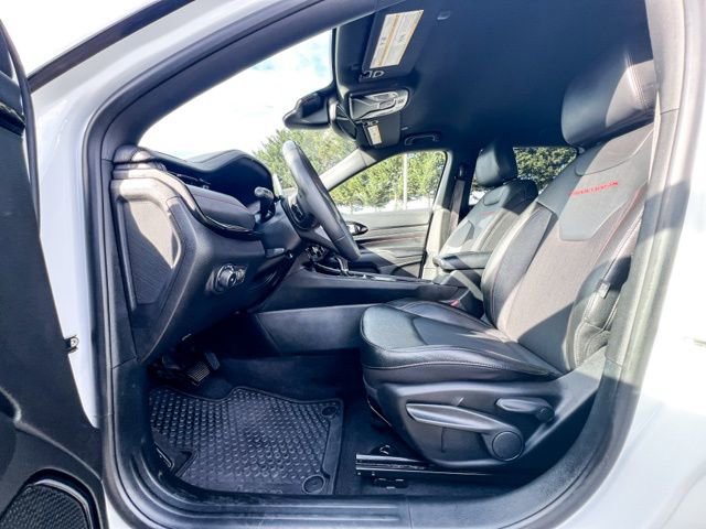 Used 2024 Jeep Compass Trailhawk image 16