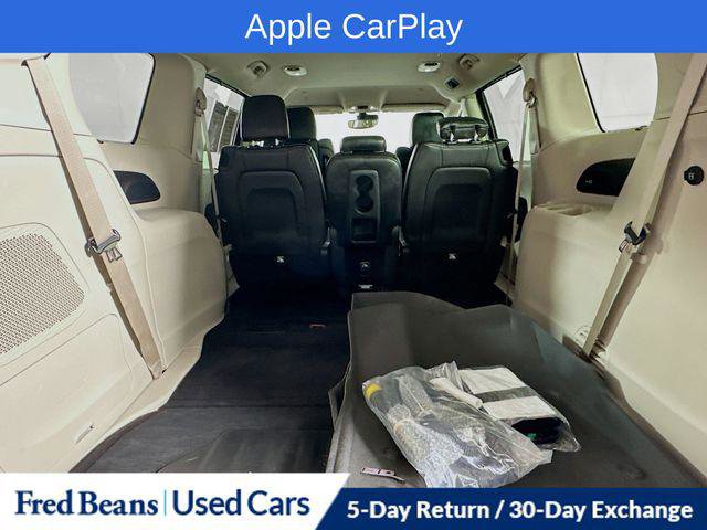 Certified 2022 Chrysler Pacifica Touring-L w/ Uconnect Theater Family Group image 29