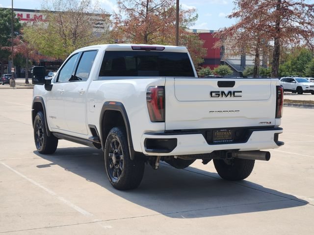 Used 2025 GMC Sierra 2500 AT4 w/ AT4 Premium Plus Package AWD/4WD image 7