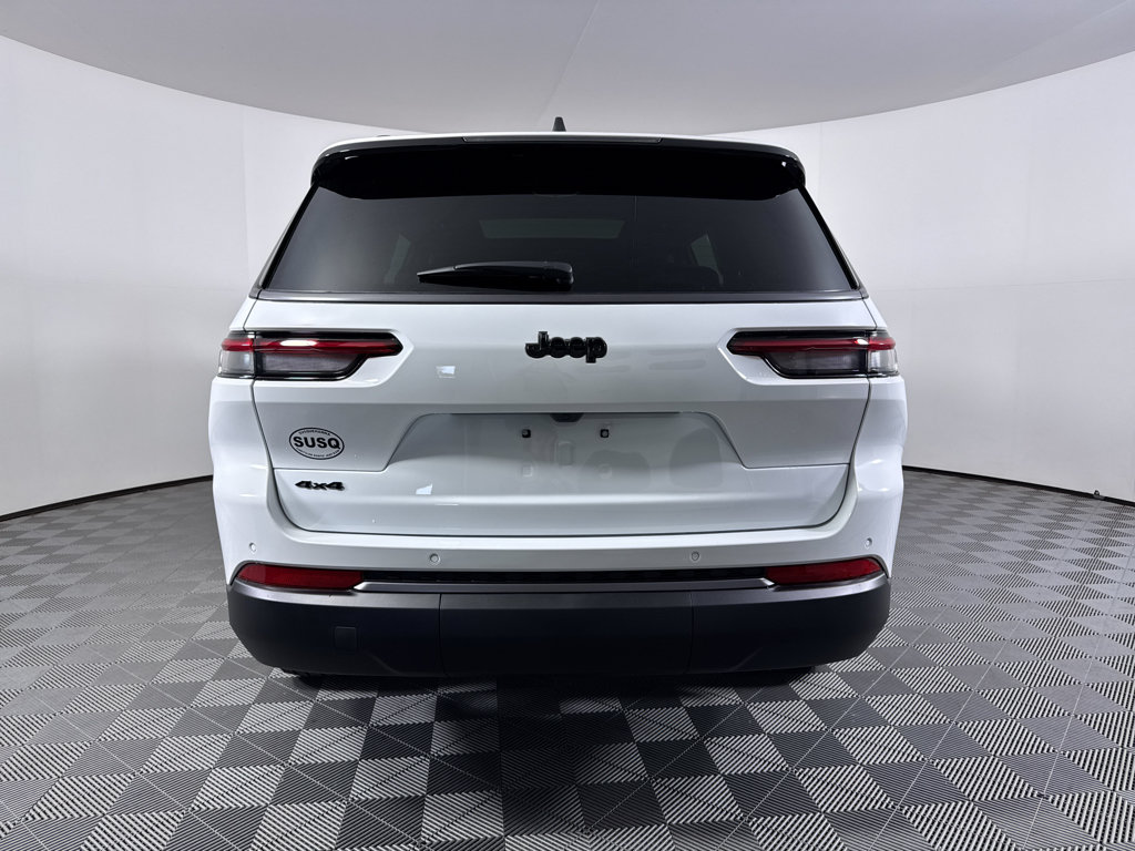 New 2026 Jeep Grand Cherokee L Limited w/ Limited Altitude Package AWD/4WD image 12