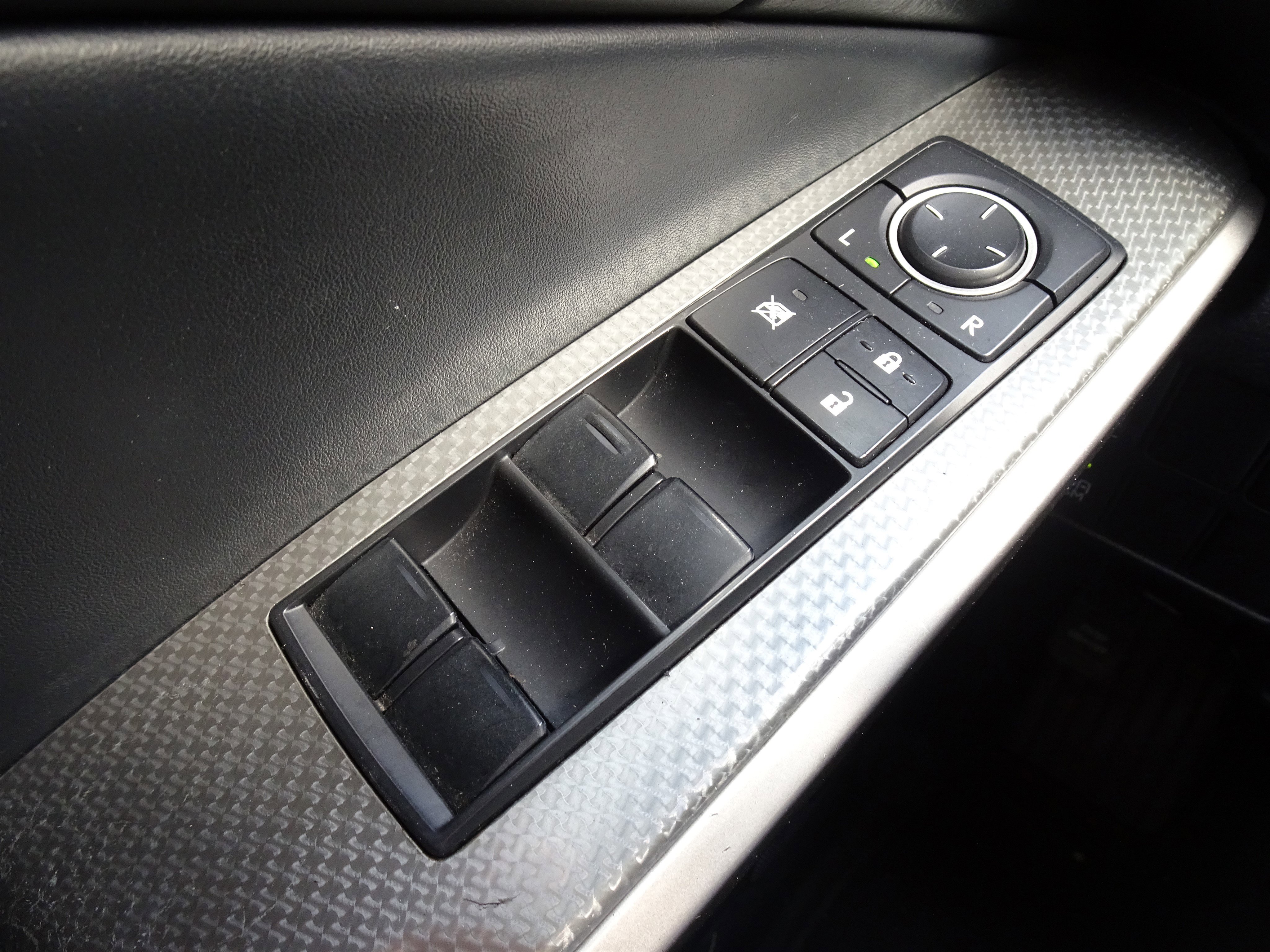 Used 2016 Lexus IS 300 AWD w/ F Sport Package image 25