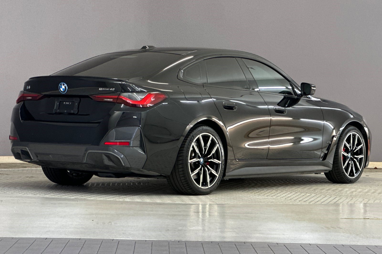 Certified 2024 BMW i4 eDrive40 w/ M Sport Package image 8