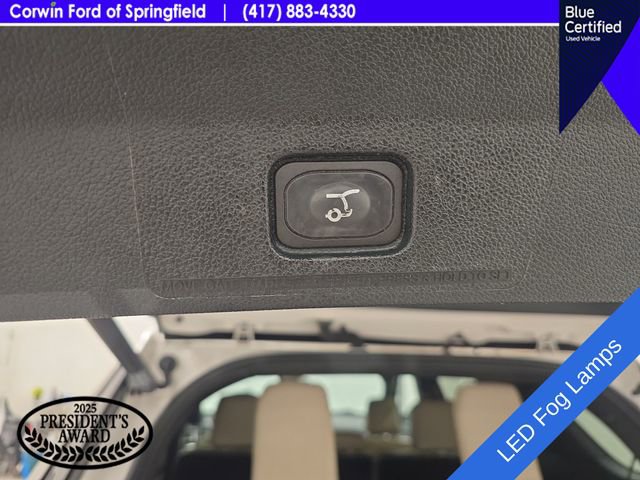 Used 2019 Ford Explorer XLT w/ Equipment Group 202A AWD/4WD image 18