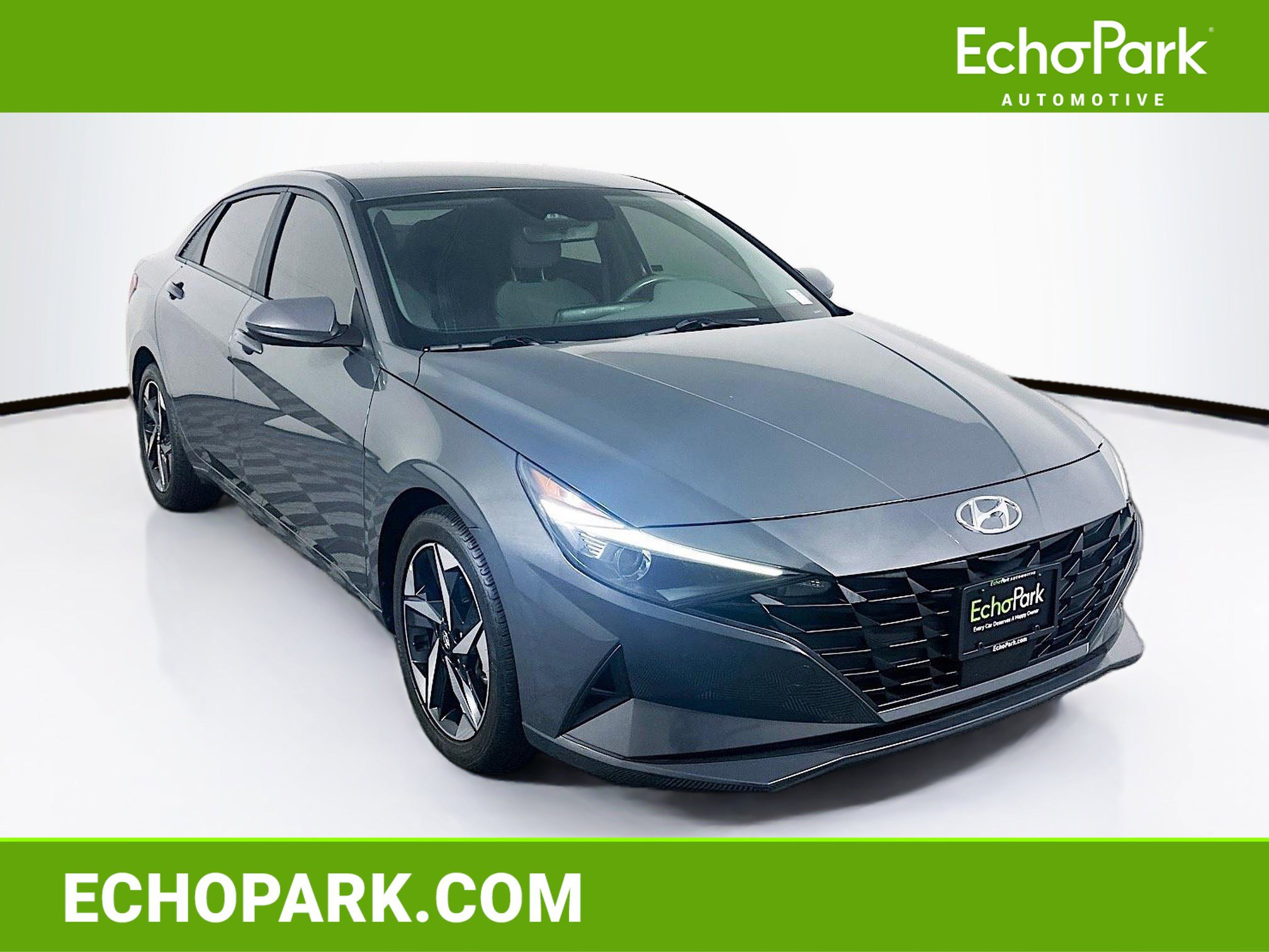 Used 2023 Hyundai Elantra SEL w/ Convenience Package image 1