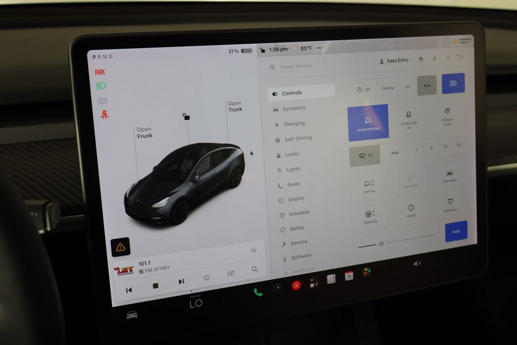 Used 2021 Tesla Model Y Long Range AWD/4WD image 28