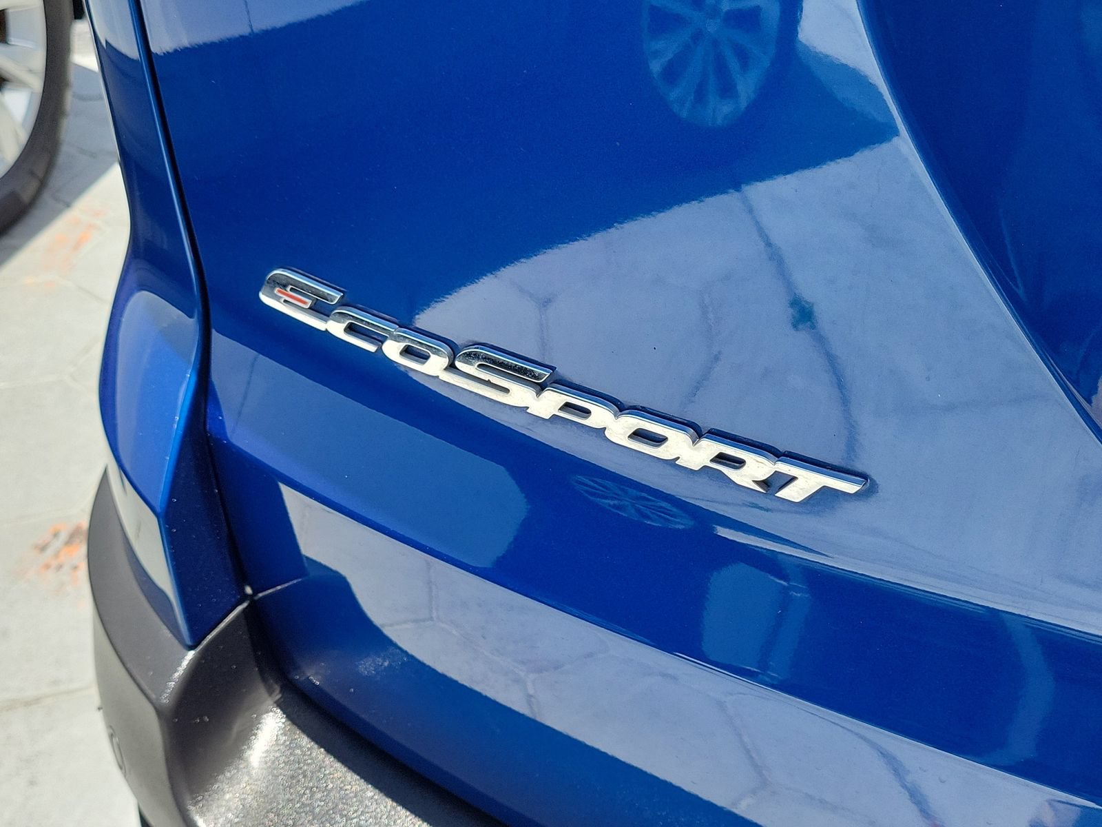 Used 2021 Ford EcoSport SE FWD image 4