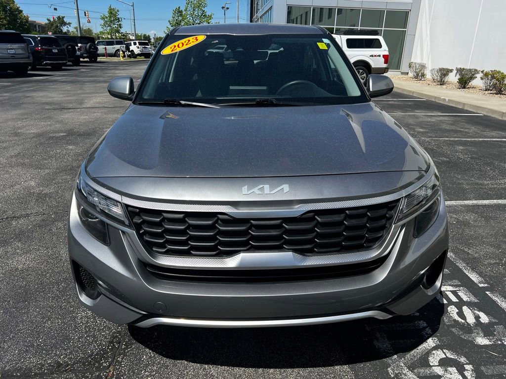 Used 2023 Kia Seltos LX AWD/4WD image 18