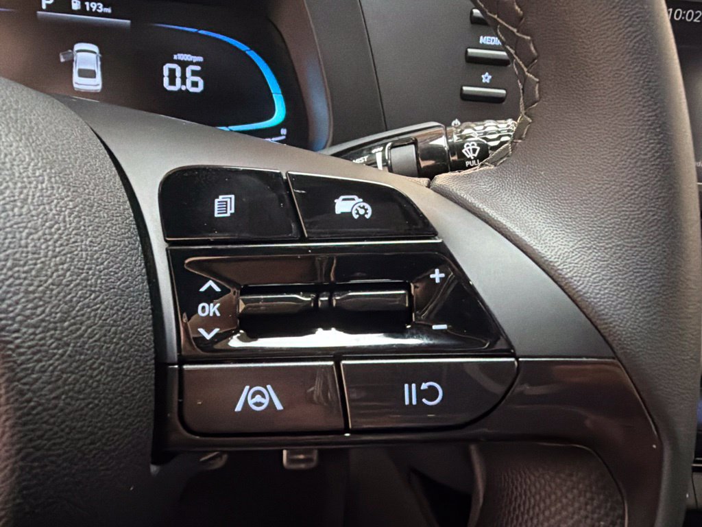 New 2026 Hyundai Elantra SEL Sport FWD image 26