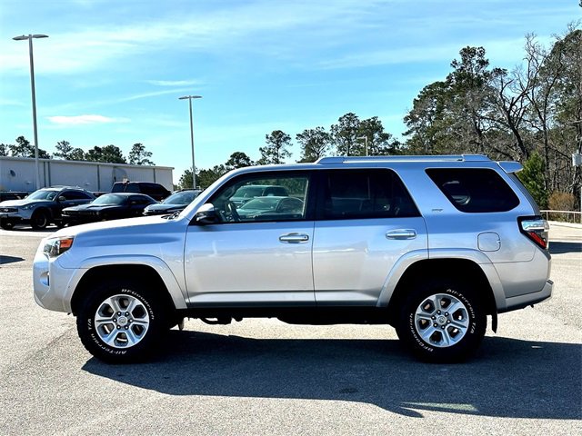Used 2016 Toyota 4Runner SR5 image 5