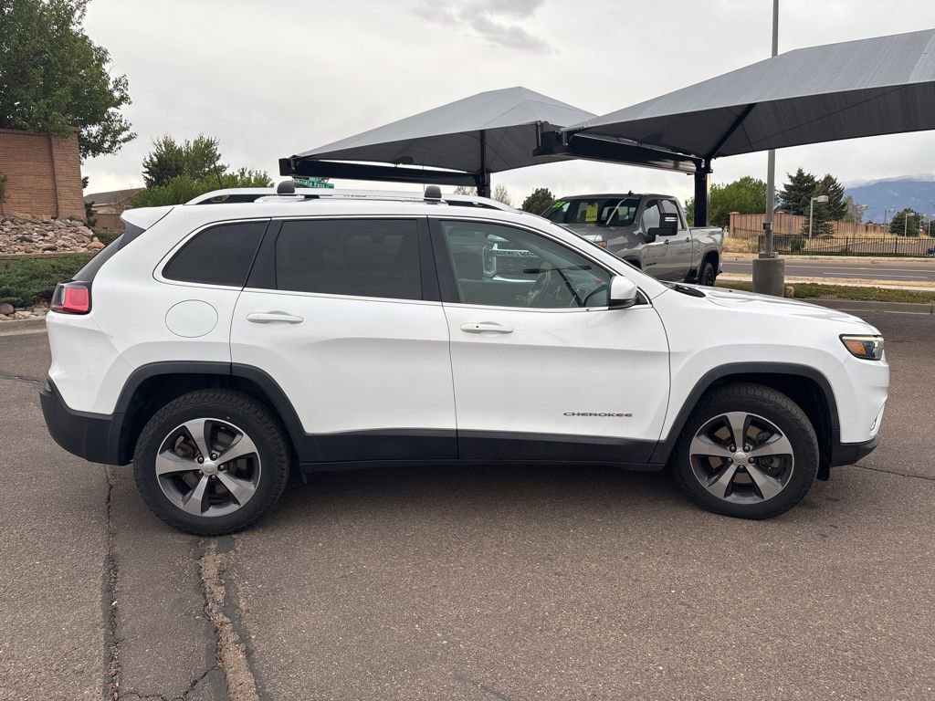 Used 2019 Jeep Cherokee Limited AWD/4WD image 8