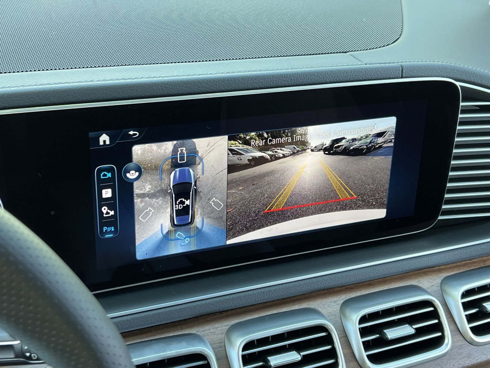 New 2026 Mercedes-Benz GLE 53 AMG 4MATIC image 17