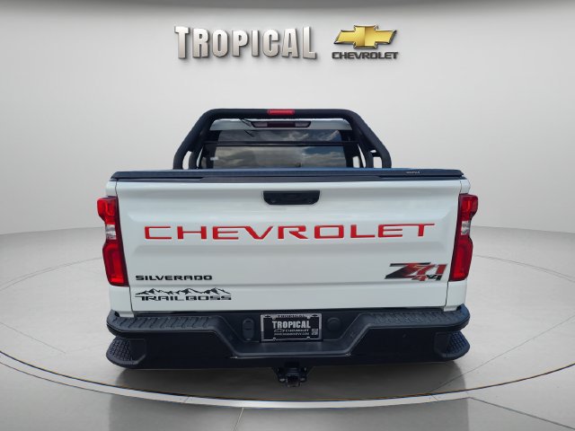 Used 2023 Chevrolet Silverado 1500 LT Trail Boss w/ Protection Package AWD/4WD image 4