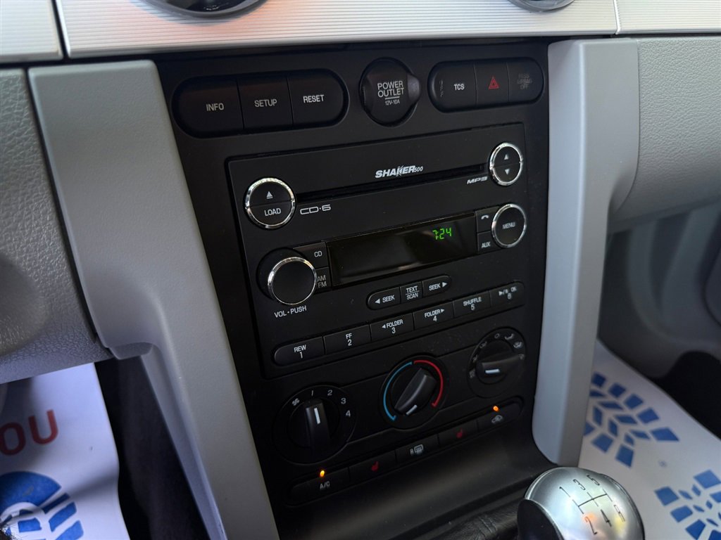 Used 2009 Ford Mustang GT image 40