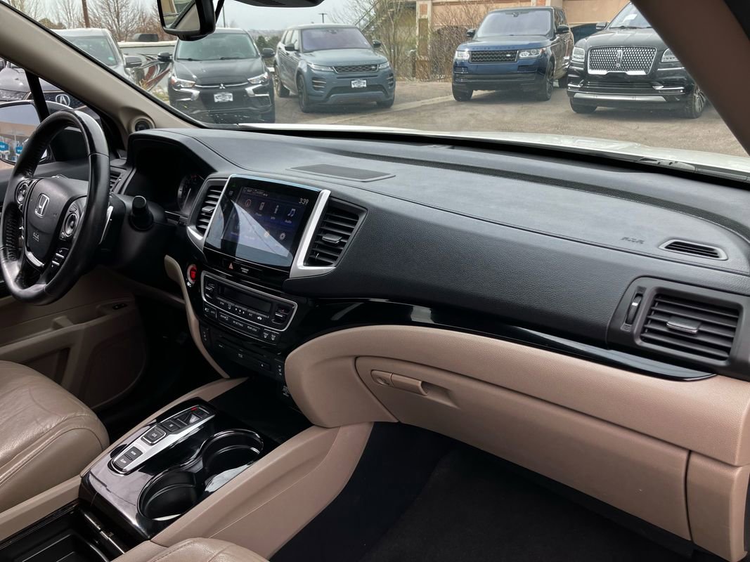 Used 2016 Honda Pilot Touring image 20