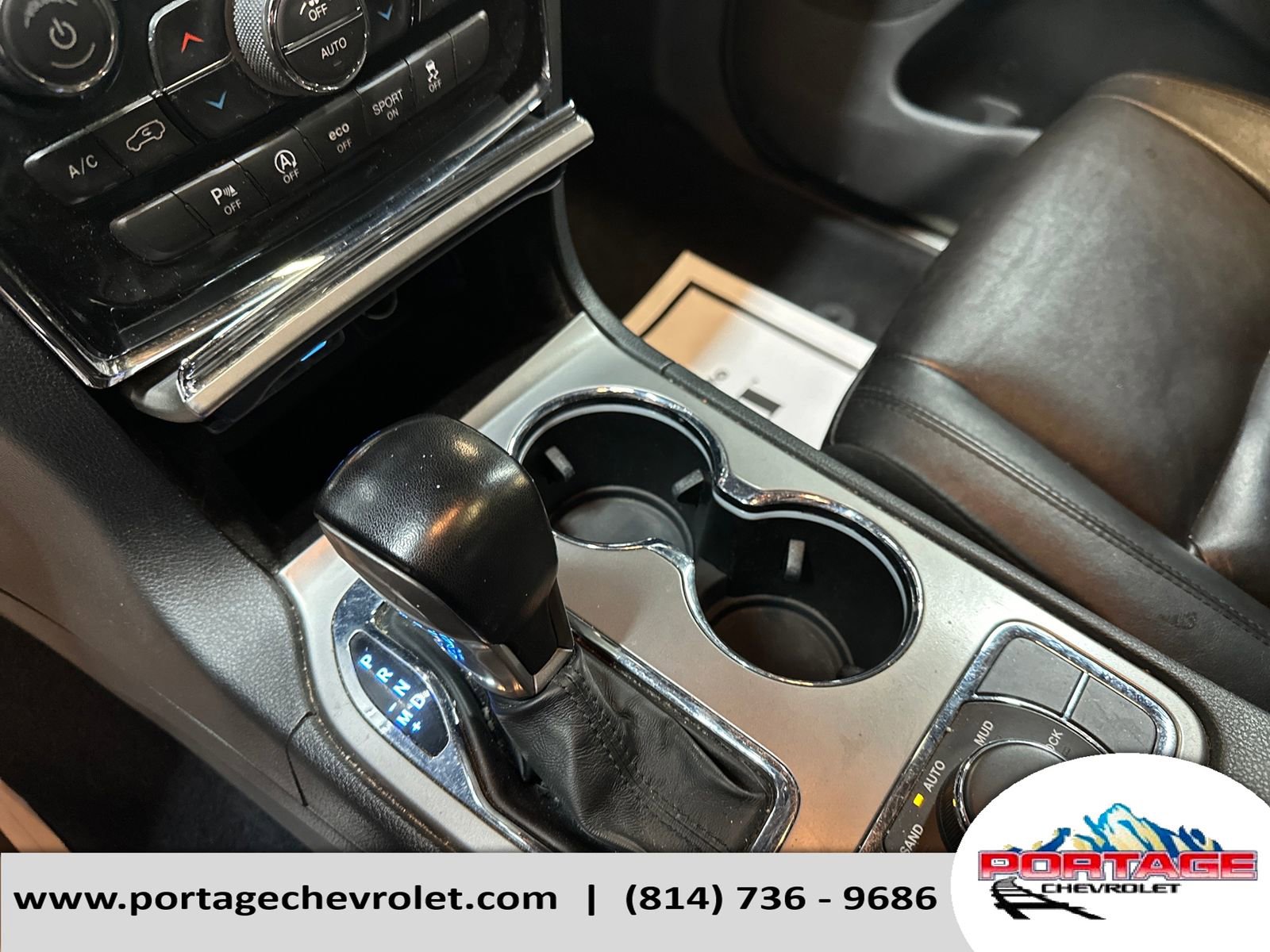 Used 2021 Jeep Grand Cherokee Limited w/ Trailer Tow Group IV image 28