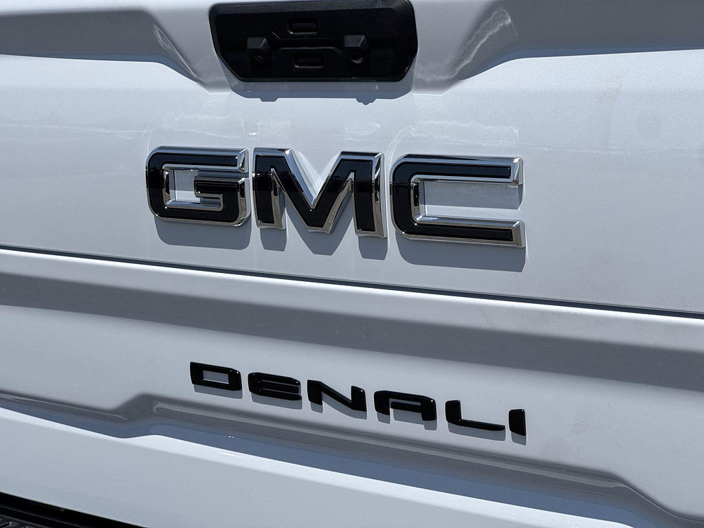 New 2026 GMC Sierra 1500 Denali Ultimate w/ LPO, Black Badging Package AWD/4WD image 28