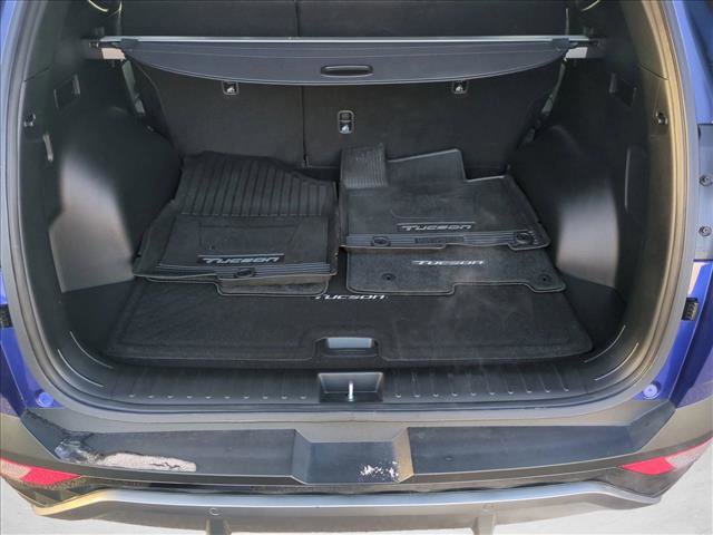 Used 2023 Hyundai Tucson Limited w/ Cargo Package image 6