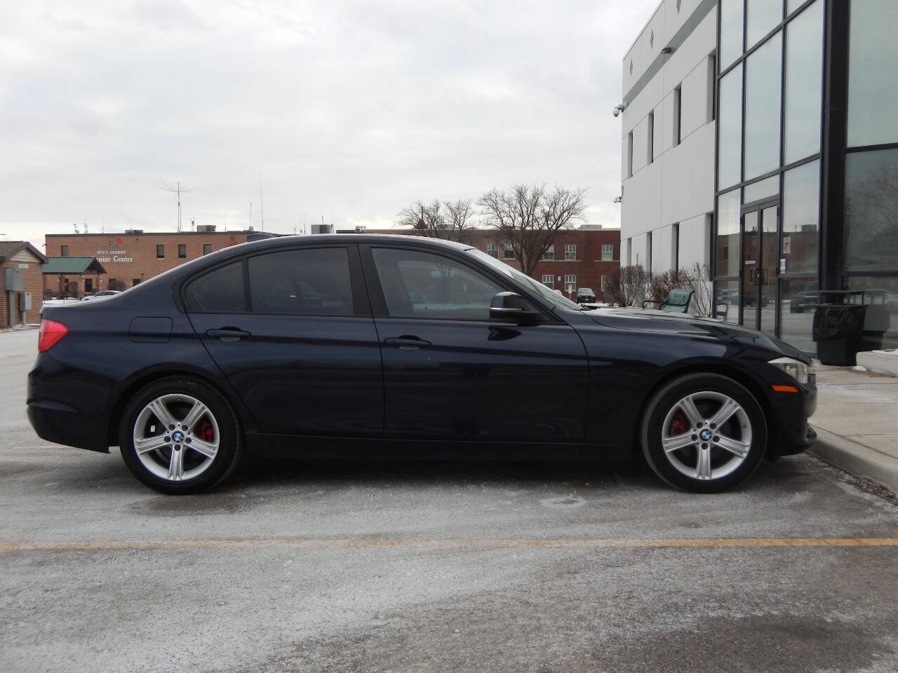 Used 2014 BMW 320i Sedan RWD image 20