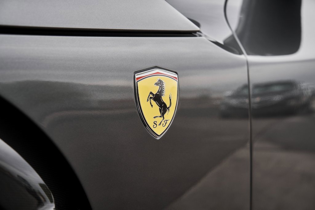 Used 2025 Ferrari Purosangue image 10