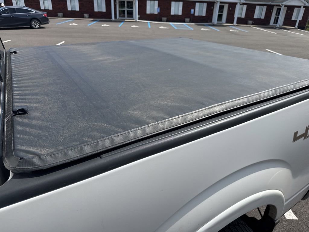 Used 2012 Ford F150 Lariat w/ Lariat Chrome Pkg image 18