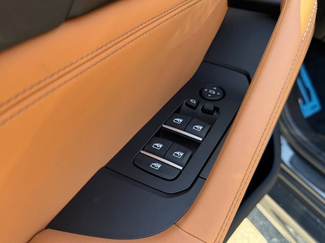 New 2026 BMW X6 M60i AWD/4WD image 16