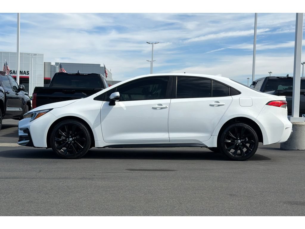Certified 2025 Toyota Corolla SE w/ SE Premium Package FWD image 7