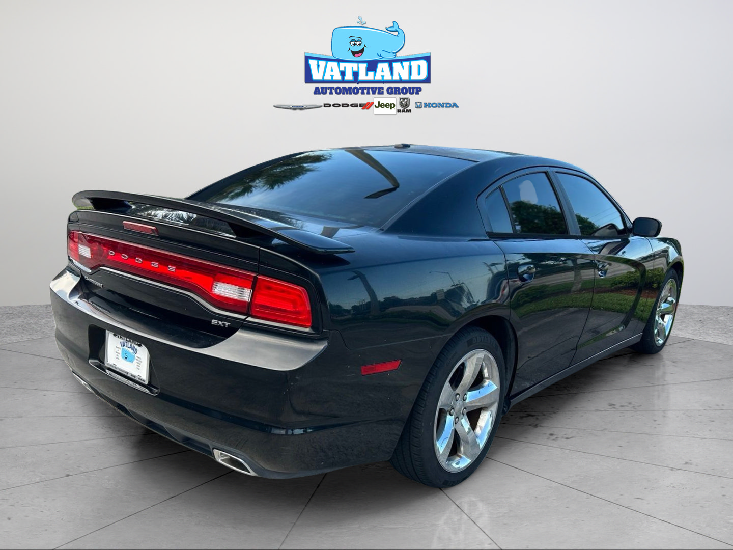 Used 2014 Dodge Charger SXT RWD image 5