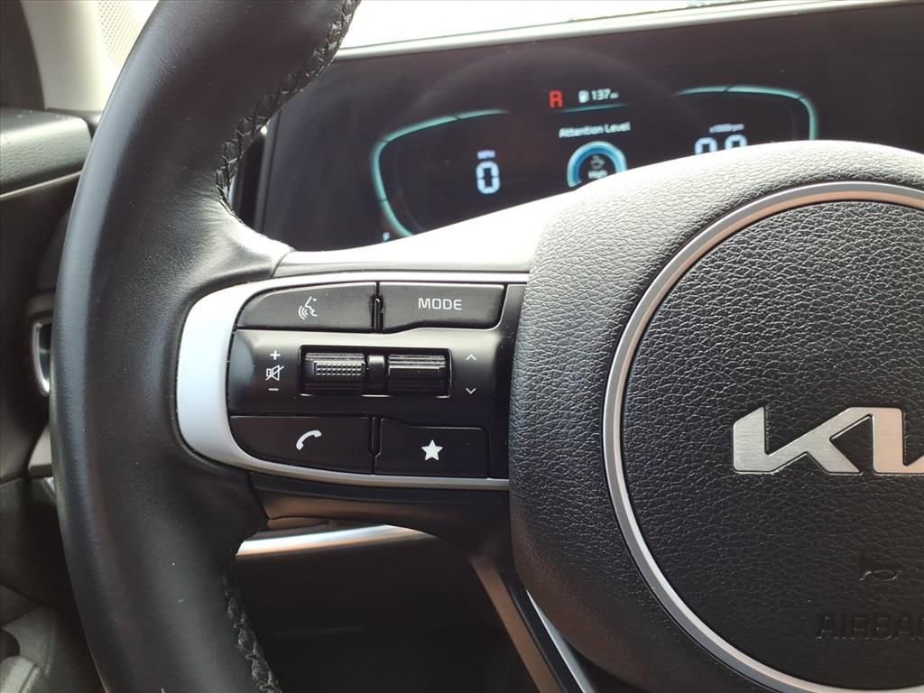 Used 2023 Kia Sportage EX FWD image 18