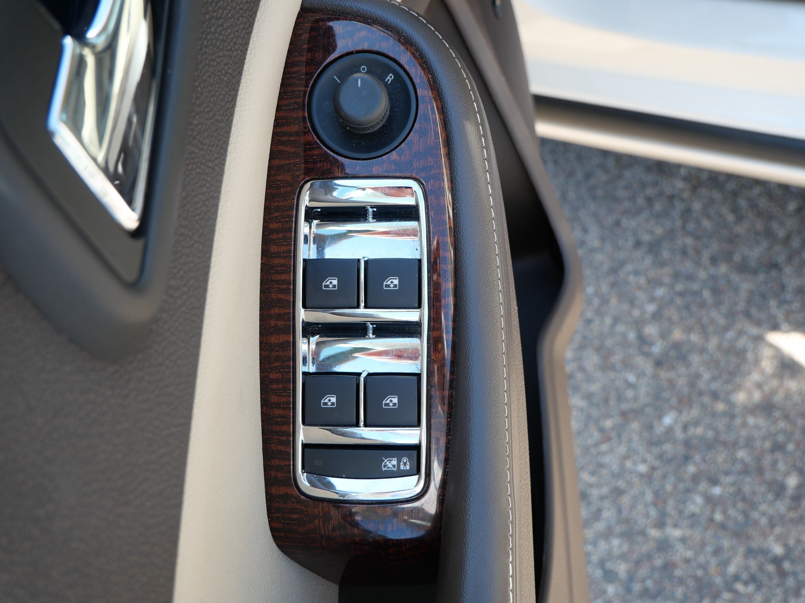 Used 2013 Chevrolet Malibu Eco w/ Leather Package FWD image 19