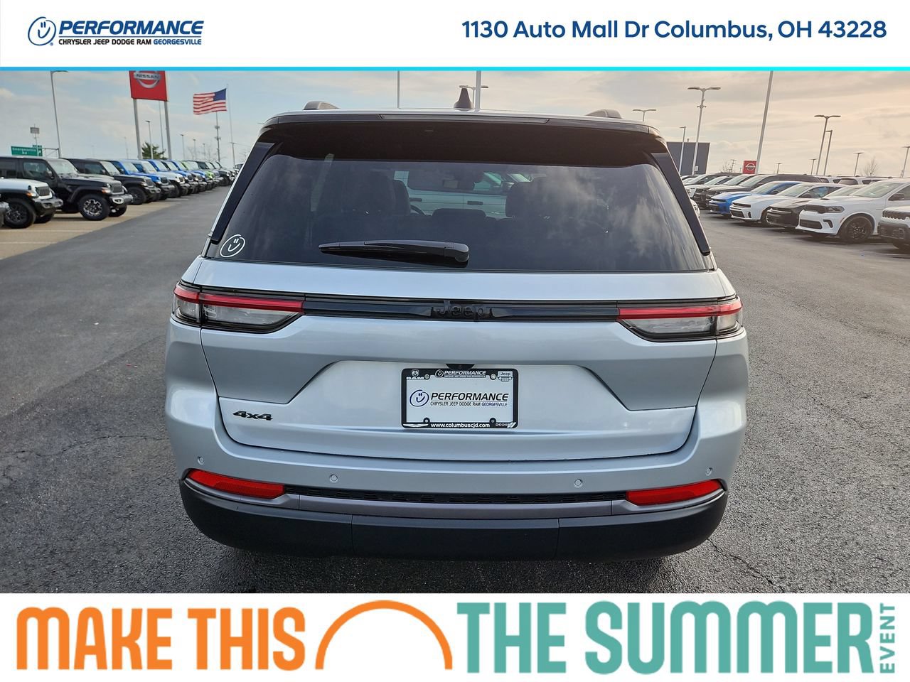 New 2026 Jeep Grand Cherokee Limited w/ Limited Altitude Package AWD/4WD image 6