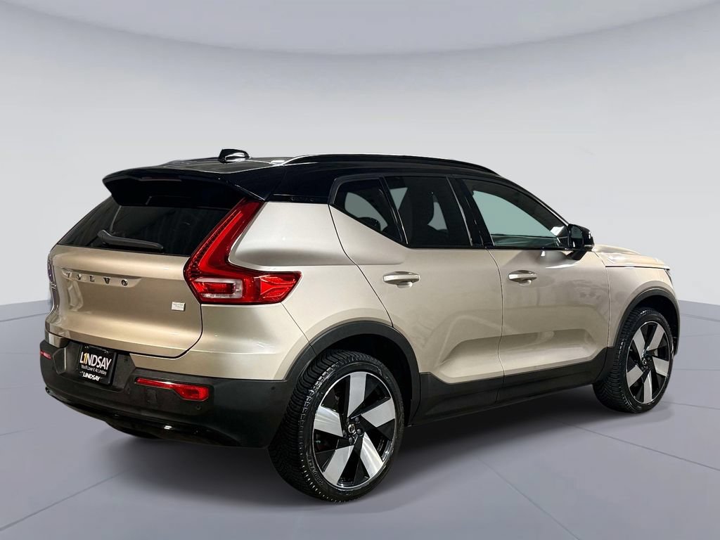 Used 2023 Volvo XC40 Recharge Ultimate w/ Protection Package Premier AWD/4WD image 10